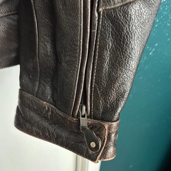 Men's Brown Leather Jacket - Picture 4 of 6